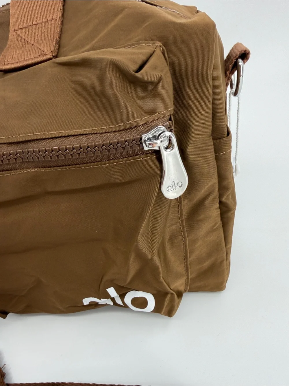 ALO Yoga versatile brown